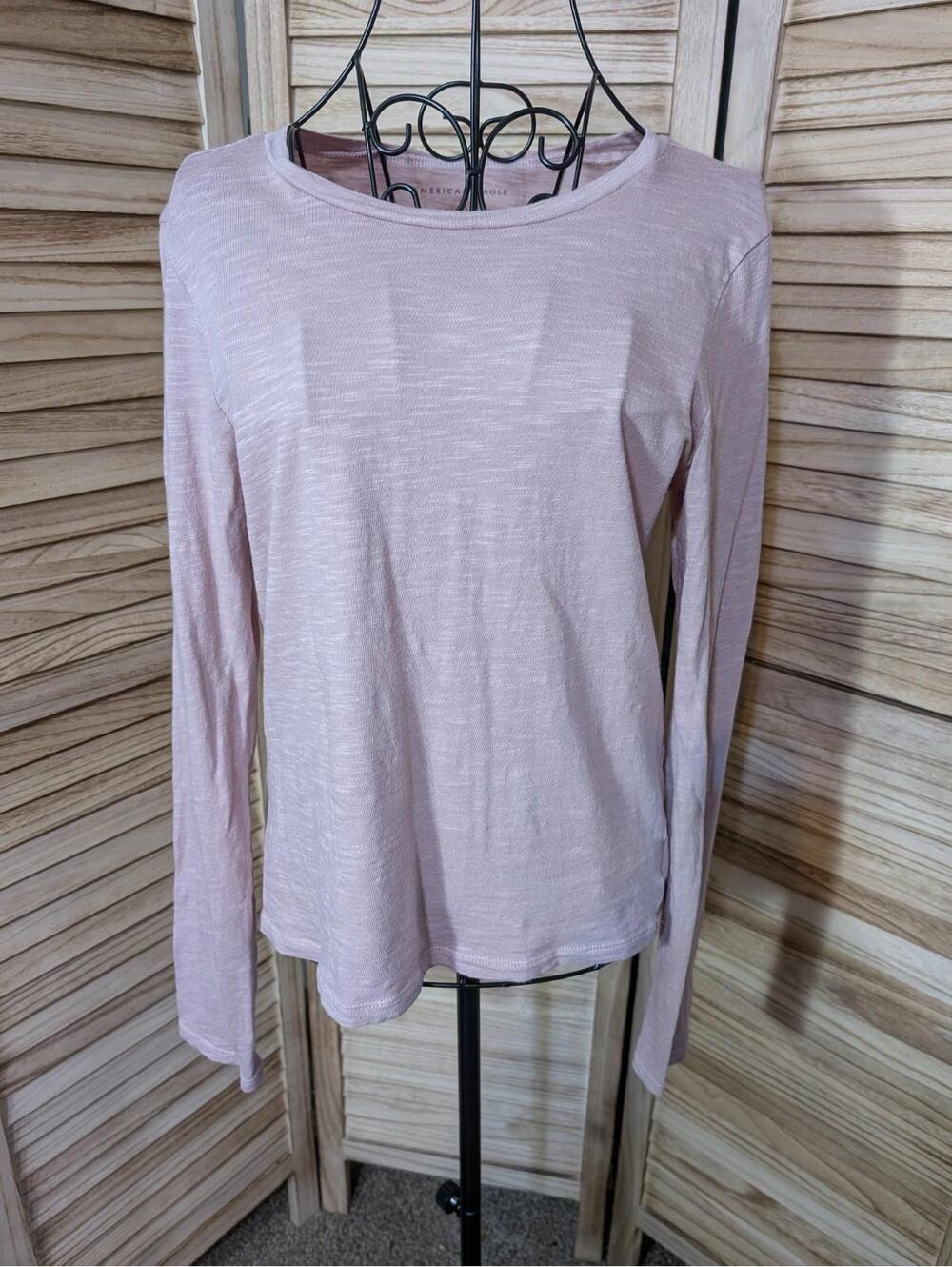 American Eagle women's Light Pink long sleeve‎ top size Large